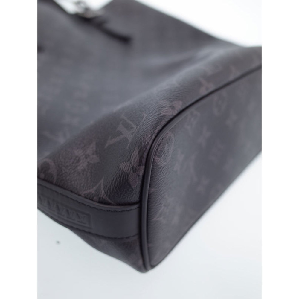 Louis Vuitton Tote Eclipse Monogram Bag Black Apo… - image 4